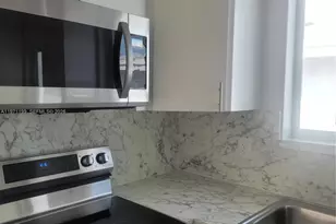 551 NW 60th Ct, Miami, FL 33126 - Photo 21