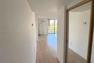 2350 NE 135th St, North Miami, FL 33181 - Photo 7