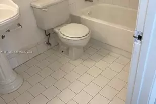 1400 Jefferson Dr, Homestead, FL 33034 - Photo 23