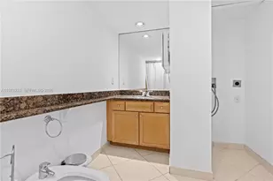 5600 Collins Ave, Miami Beach, FL 33140 - Photo 13