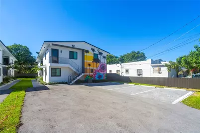 1044 NW 29th St, Miami, FL 33127 - Photo 29