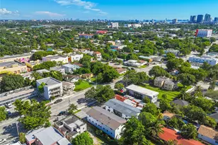 1044 NW 29th St, Miami, FL 33127 - Photo 21