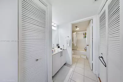 540 Brickell Key Dr #608, Miami, FL 33131 - Photo 7