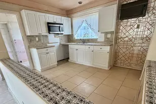 1020 NW 197th Terrace, Miami Gardens, FL 33169 - Photo 3