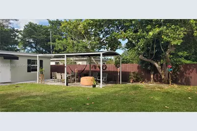 265 NE 116th St, Miami, FL 33161 - Photo 51