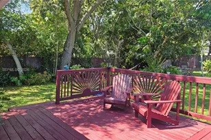 265 NE 116th St, Miami, FL 33161 - Photo 35
