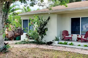 265 NE 116th St, Miami, FL 33161 - Photo 3