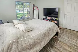 265 NE 116th St, Miami, FL 33161 - Photo 33