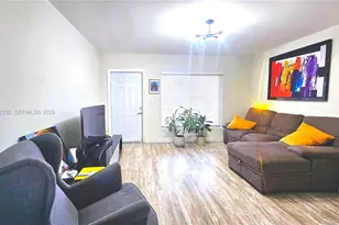 265 NE 116th St, Miami, FL 33161 - Photo 15