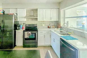 265 NE 116th St, Miami, FL 33161 - Photo 25