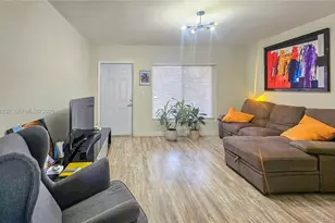 265 NE 116th St, Miami, FL 33161 - Photo 23