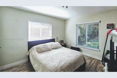 265 NE 116th St, Miami, FL 33161 - Photo 31