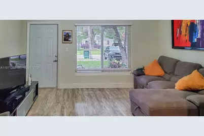 265 NE 116th St, Miami, FL 33161 - Photo 21