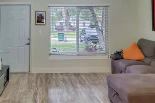 265 NE 116th St, Miami, FL 33161 - Photo 21