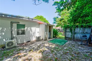 265 NE 116th St, Miami, FL 33161 - Photo 83