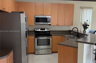 3951 NE 13th Dr, Homestead, FL 33033 - Photo 13