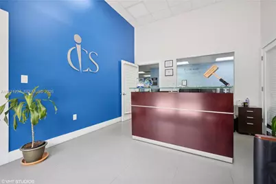 10405 NW 37th Ter, Doral, FL 33178 - Photo 5