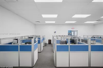 10405 NW 37th Ter, Doral, FL 33178 - Photo 11