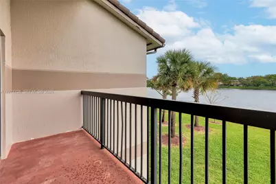 9785 Nob Hill Ct #9785, Sunrise, FL 33351 - Photo 19