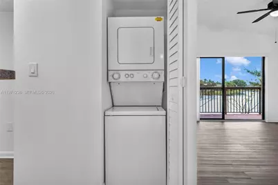 9785 Nob Hill Ct #9785, Sunrise, FL 33351 - Photo 5