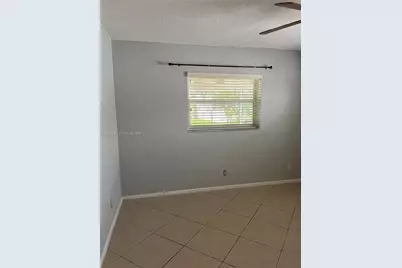 6805 NW 75th St, Tamarac, FL 33321 - Photo 27