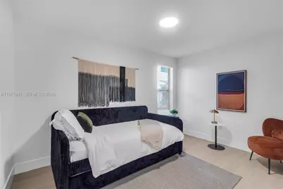 1054 NW 29th St, Miami, FL 33127 - Photo 47