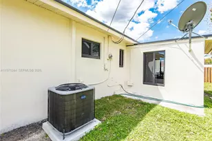 11861 SW 185th Terrace, Miami, FL 33177 - Photo 7