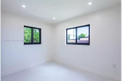 11861 SW 185th Ter, Miami, FL 33177 - Photo 23