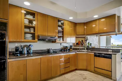 21150 Point Pl #703, Aventura, FL 33180 - Photo 25