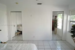 1389 W 71st St, Hialeah, FL 33014 - Photo 23