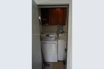 1389 W 71st St #0, Hialeah, FL 33014 - Photo 27