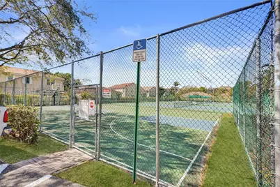 4928 SW 33rd Way, Hollywood, FL 33312 - Photo 49