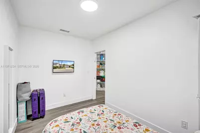 4928 SW 33rd Way, Hollywood, FL 33312 - Photo 25