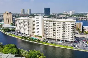 401 Golden Isles Dr, Hallandale Beach, FL 33009 - Photo 23