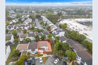 10915 SW 71st St, Miami, FL 33173 - Photo 3