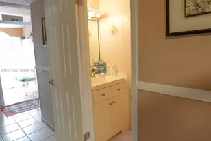 1159 W 40th St, Hialeah, FL 33012 - Photo 15