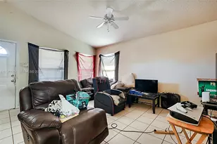 1107 Freshwater Lakes Dr, West Palm Beach, FL 33401 - Photo 5