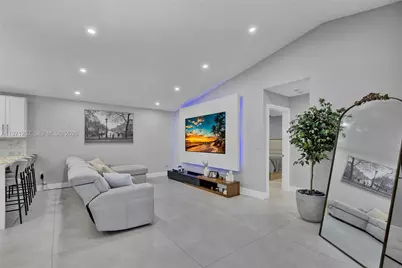 15962 SW 138th Ct, Miami, FL 33177 - Photo 5