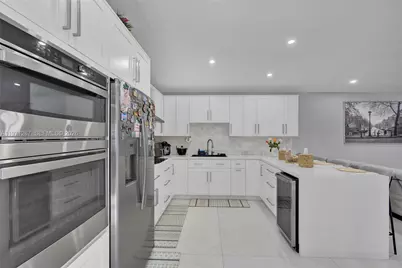 15962 SW 138th Ct, Miami, FL 33177 - Photo 11