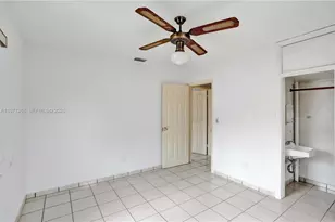 831 NW 21st Ct, Miami, FL 33125 - Photo 31