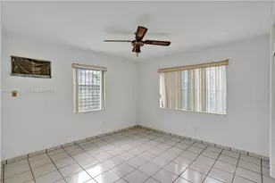 831 NW 21st Ct, Miami, FL 33125 - Photo 25