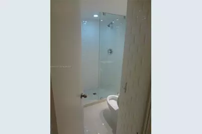 1881 Washington Ave #2E, Miami Beach, FL 33139 - Photo 11