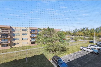 399 NW 72nd Ave #320, Miami, FL 33126 - Photo 21
