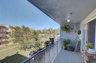 399 NW 72nd Ave, Miami, FL 33126 - Photo 19