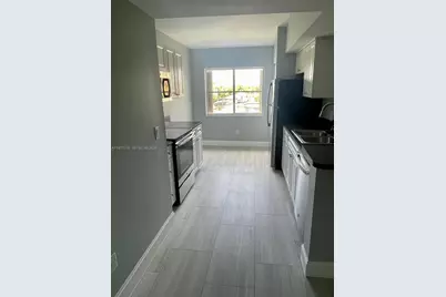 165 NW 96th Ter #3-308, Pembroke Pines, FL 33024 - Photo 5