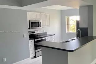 165 NW 96th Terrace, Pembroke Pines, FL 33024 - Photo 7