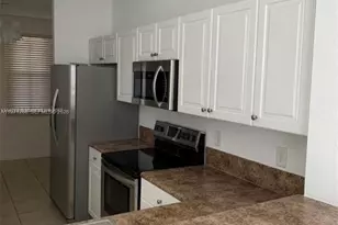 2928 SE 2nd St, Homestead, FL 33033 - Photo 7