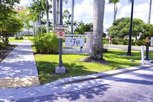 2928 SE 2nd St, Homestead, FL 33033 - Photo 3