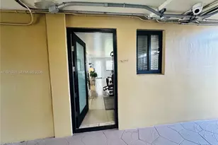 301 Golden Isles Dr, Hallandale Beach, FL 33009 - Photo 15