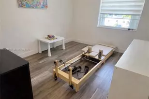 2308 NE 7th St, Hallandale Beach, FL 33009 - Photo 7